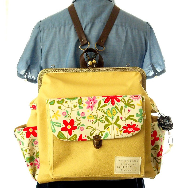 Made in japan  ３WAY With side zipper Backpack　Big size　Nordic print 　Happy flower - กระเป๋าเป้สะพายหลัง - หนังแท้ สีเหลือง