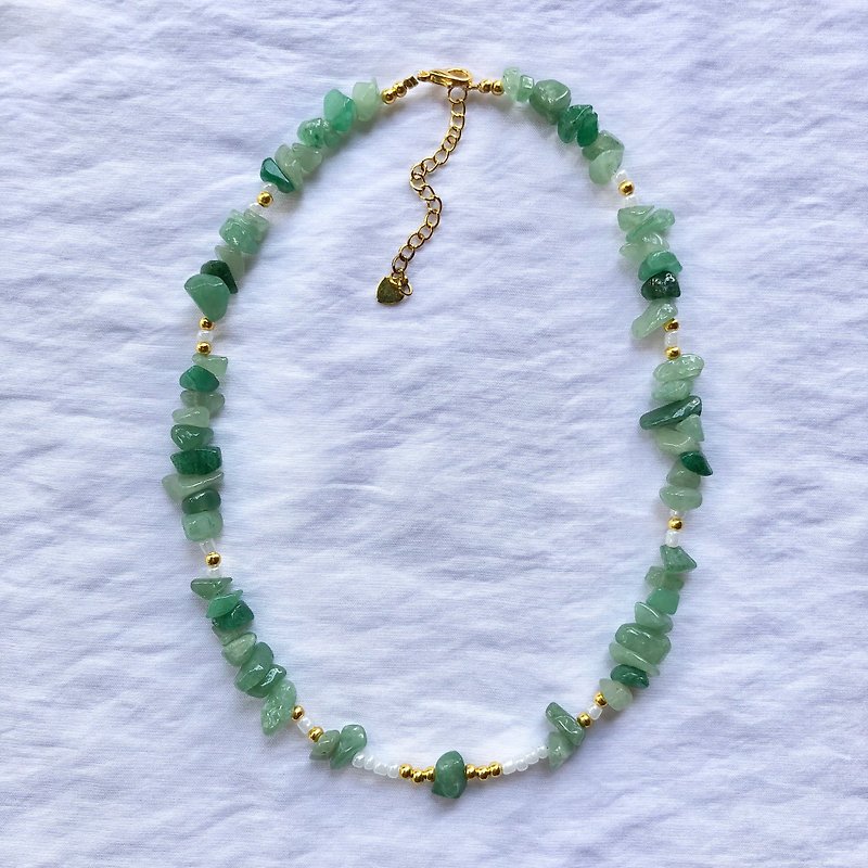 beaded necklace / dainty pearl choker /jade stone /aesthetic jewelry for women - Necklaces - Precious Metals Green