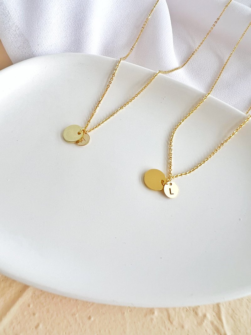 Customized Gift Alphabet Necklace-About You 18k Gold Washable Lucky Round Tag - Necklaces - Other Metals Gold