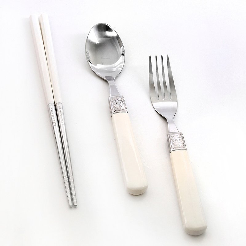 First chopsticks in Taiwan. A good three-piece tableware set. Pure white - Chopsticks - Other Metals White