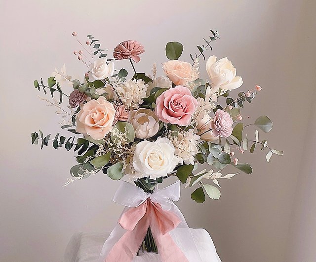 Never-withering dried flowers] light pink white never-withering rose  hydrangea natural semicircular bouquet - Shop Amanda Floral Design Dried  Flowers & Bouquets - Pinkoi