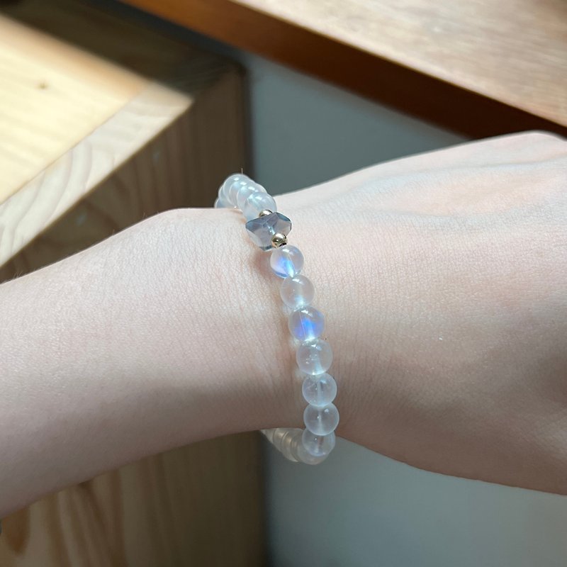 拈翠-斯里蘭卡玻璃體月光石設計手串 - 手鍊/手環 - 寶石 藍色