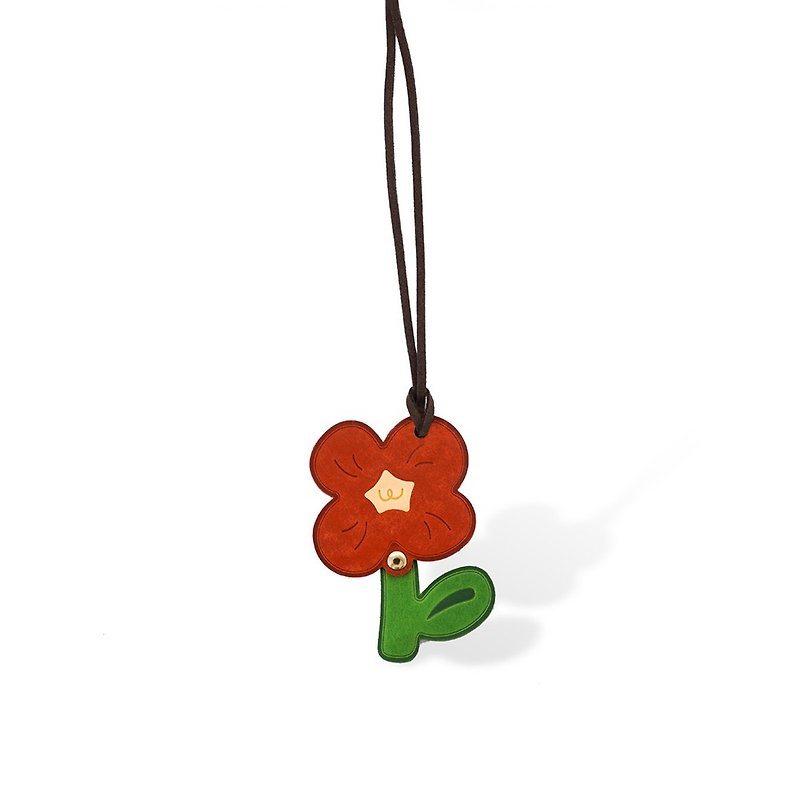 Four-leaf clover flower pendant, bag pendant, keychain, car pendant, cowhide decorative ornament, cultural and creative gift - Charms - Genuine Leather 