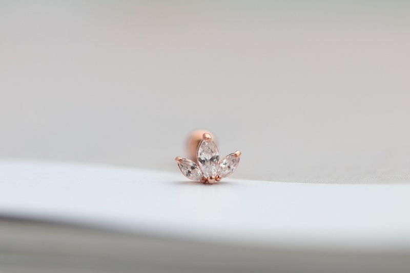 14K Shamrock Piercing 三葉草鎖珠耳環 (單個)耳骨 耳窩 不退色 - 耳環/耳夾/耳骨夾 - 貴金屬 金色