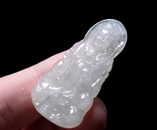 ビルマ翡翠観音様置物❣️天然翡翠 縁起物 贈答品 家庭円満 運気上昇