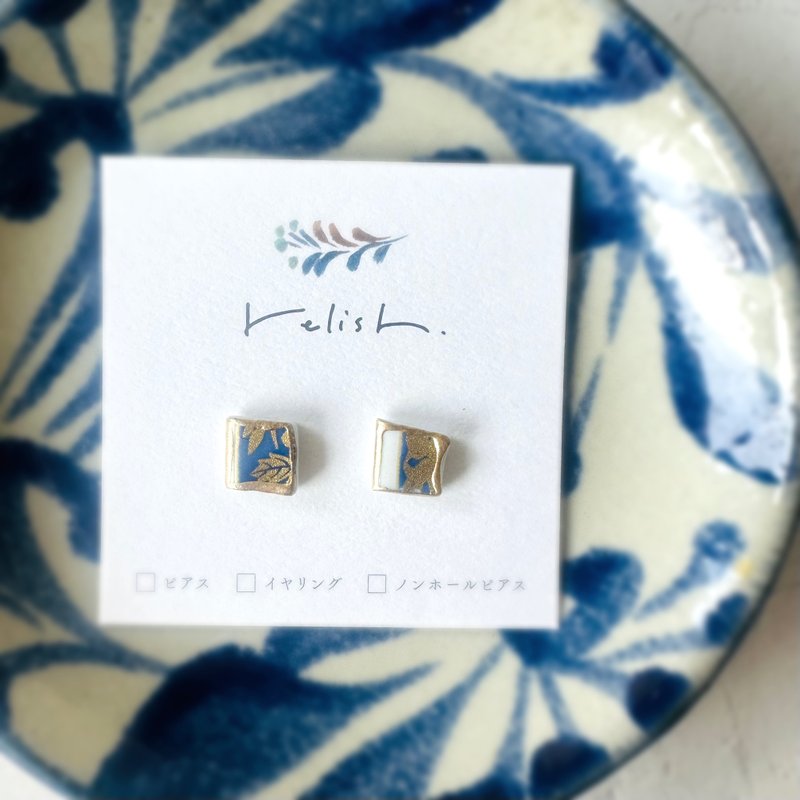 【再販】波佐見焼 金継ぎ ピアス イヤリング ノンホールピアス 陶器 小ぶり 小さい ブルー 青 ゴールド 金 ホワイト 白 葉っぱ 葉 リーフ ギフト - 耳環/耳夾/耳骨夾 - 陶 藍色