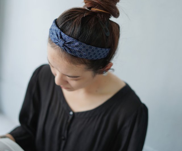 Antique tie handmade headband - CHANEL Chanel - dark blue - bow version -  Shop papasbowtie Headbands - Pinkoi