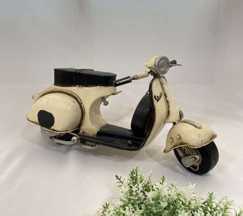 希少 レア 昭和レトロ 1960年代 ブリキ バイク ドイツ VESPA 台湾 Good Day Fetish] ドイツが VESPA 台湾を復活 ベスパ レトロ
