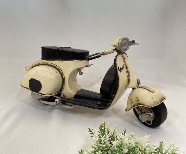 洋書◆ベスパ 写真集 ドイツ語 本 イタリア バイク スクーター vespa 洋書◇ベスパ 写真集 ドイツ語 本 イタリア バイク スクーター
