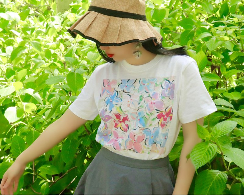 アートを着るTシャツ 紫陽花 - 女 T 恤 - 棉．麻 白色