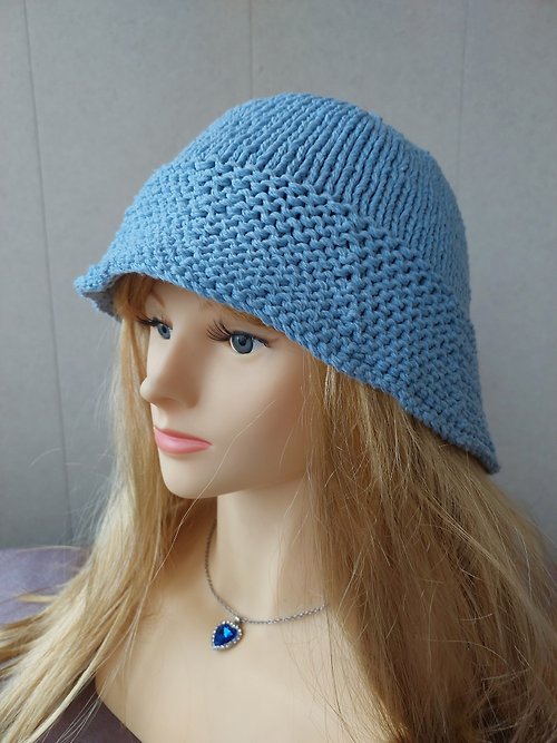 MacAlice Cotton bucket hat. Light blue color
