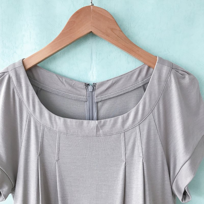 Vintage dress / leisurely style, shades of gray and color matching short-sleeved dress - One Piece Dresses - Polyester Gray