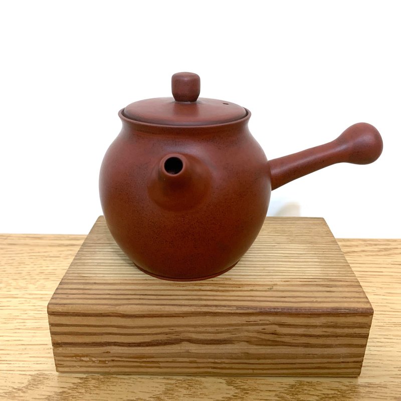 台灣【朱泥】手拉坯薄胎KyuuSu橫手急須壺10 - 茶壺/茶杯/茶具 - 陶 紅色