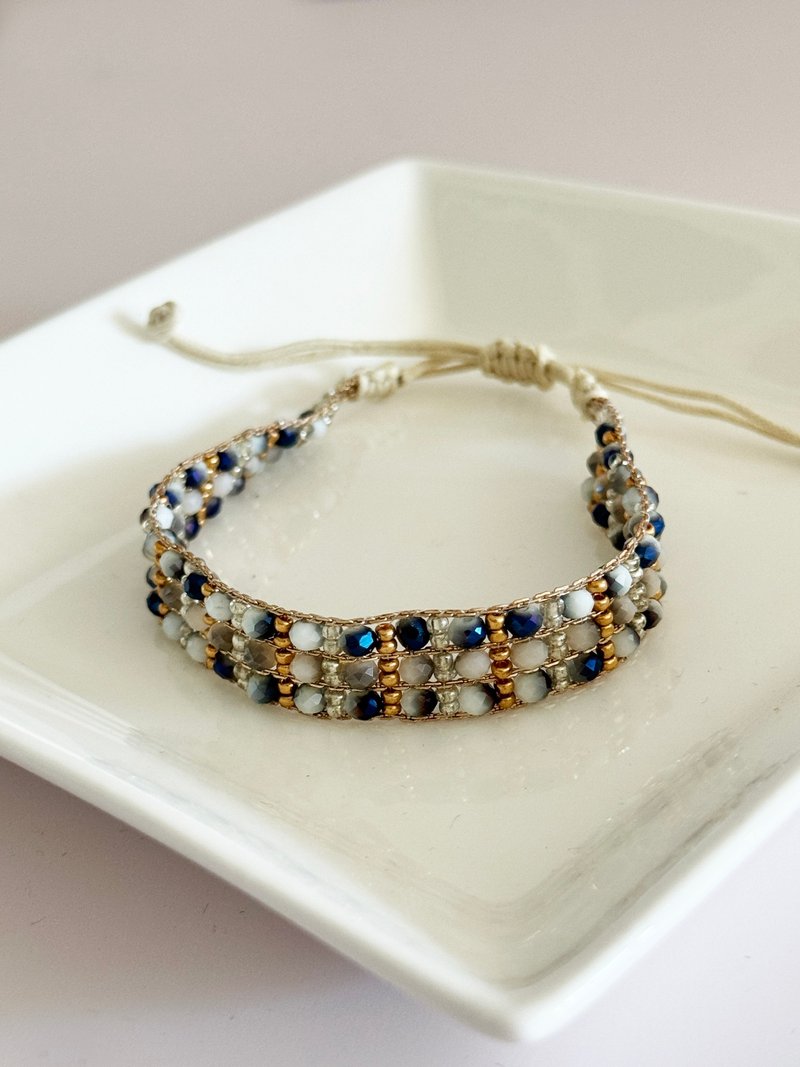 Indian crystals bracelet - สร้อยข้อมือ - คริสตัล สีน้ำเงิน