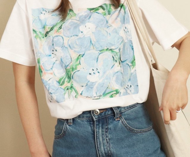 Wear art T-shirt Nemophila - Shop Asahi art style Women's T-Shirts - Pinkoi