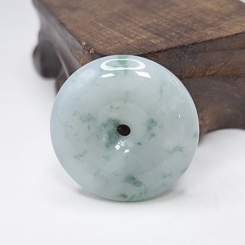 Bingrun old type Shanghua peace buckle pendant | natural Burmese jade A grade jade - Necklaces - Jade 