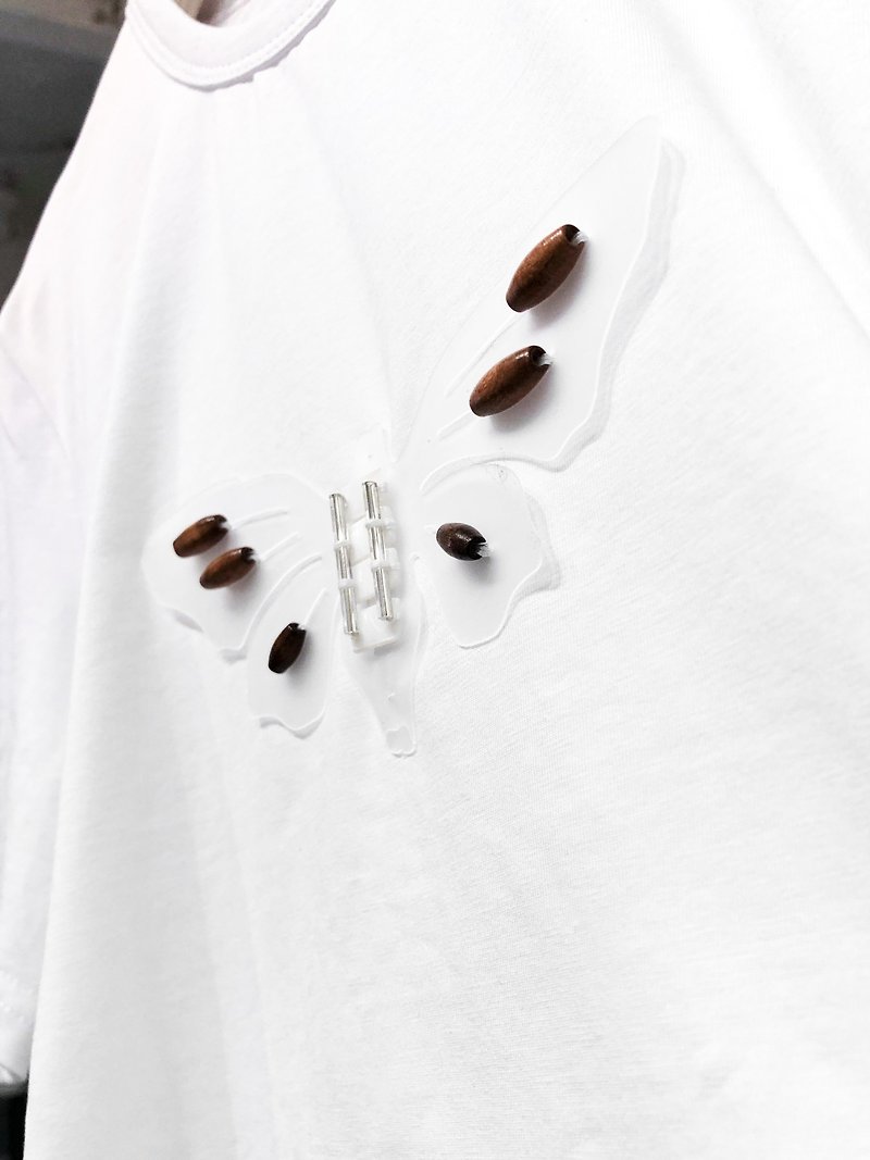 時尚百搭手縫蝴蝶圖案直身全棉TEE恤 - T 恤 - 棉．麻 白色