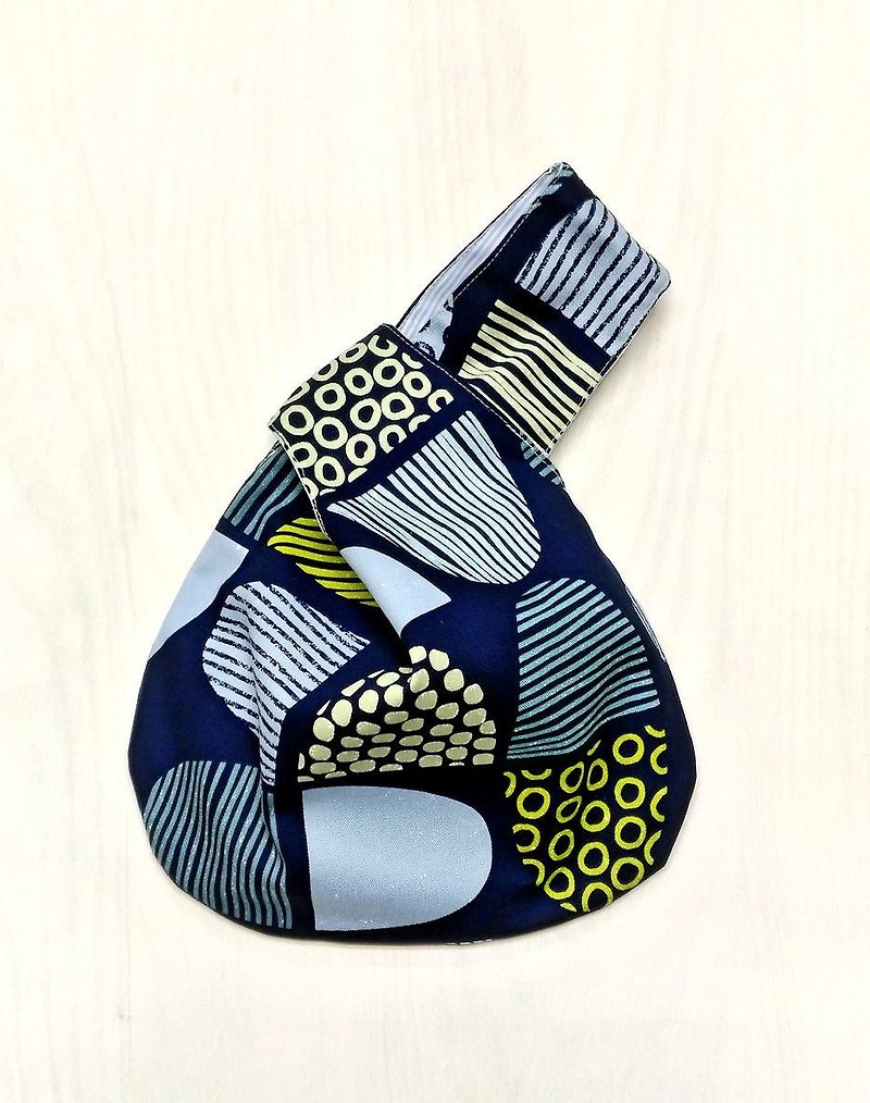 【MY。手作】Japanese knot bag  - กระเป๋าถือ - ผ้าฝ้าย/ผ้าลินิน หลากหลายสี