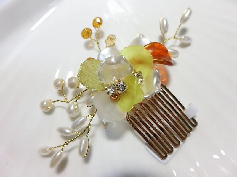 Wear a happy dress decorated with a series of spring flowers - bridal hair comb. French comb. Self-help wedding - combination - เครื่องประดับผม - เครื่องเพชรพลอย สีทอง
