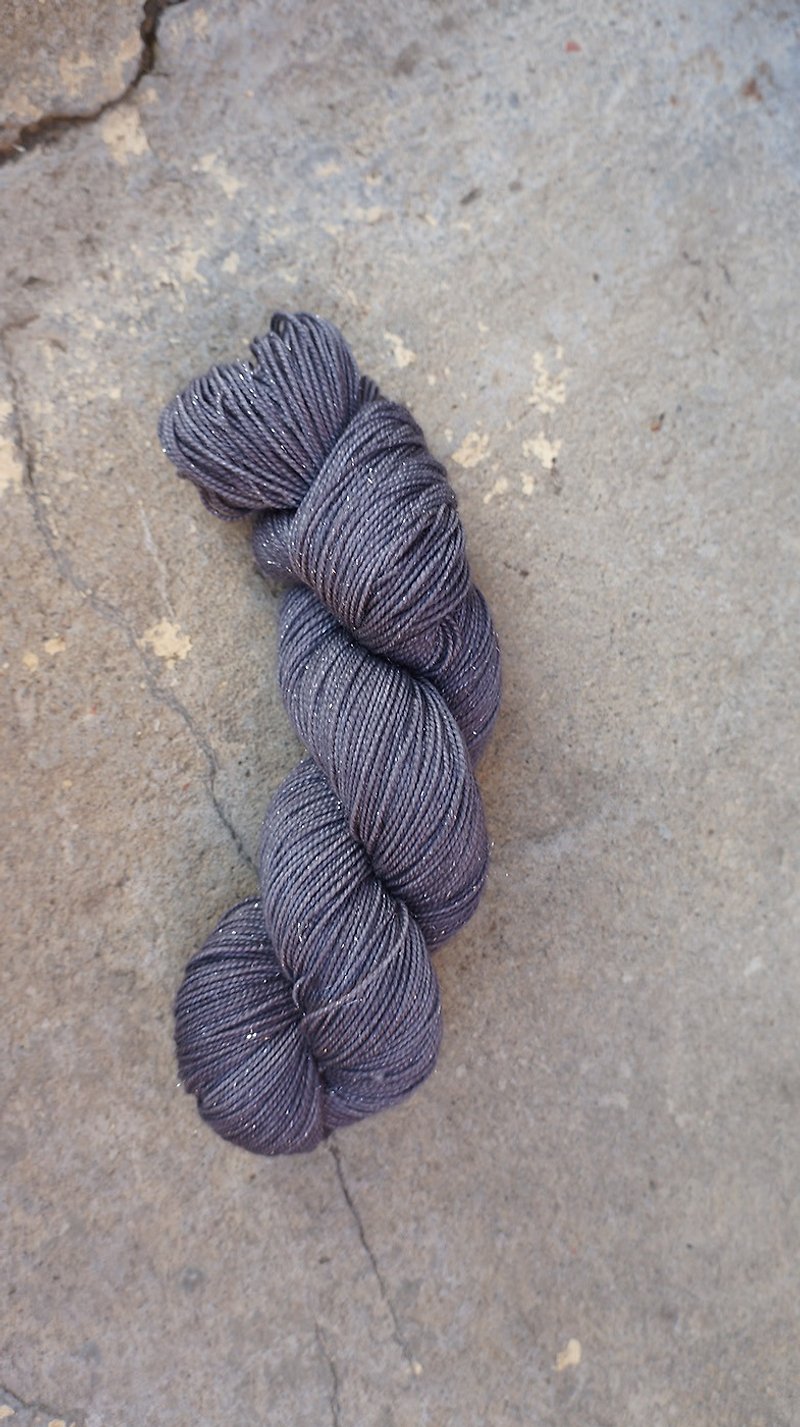 Hand-dyed line. Star Grey (Spark series) - Knitting, Embroidery, Felted Wool & Sewing - Wool Gray