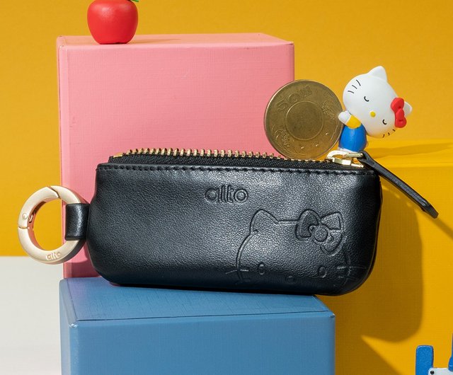 Hello kitty store leather purse