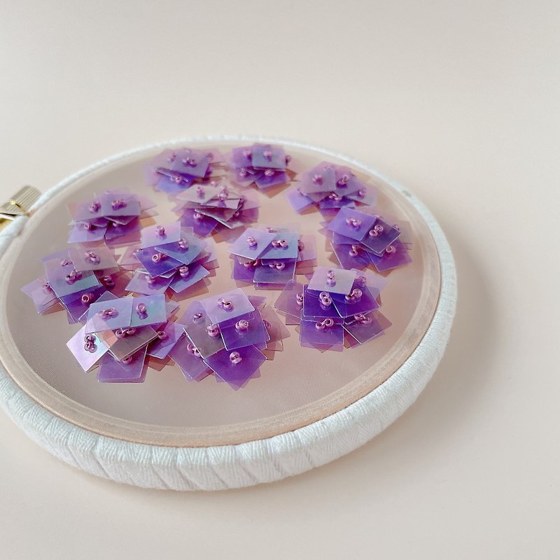 モーブ*【紫陽花】 - 耳環/耳夾 - 其他材質 紫色