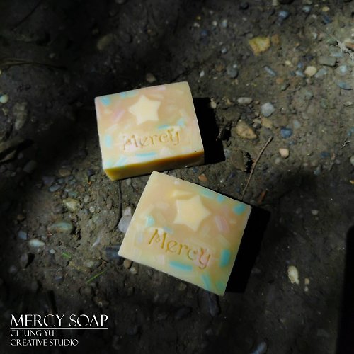 Mercy Soap手工皂專賣店 甜蜜蜜蜂蜜月桂精油手工皂///兩入禮盒組
