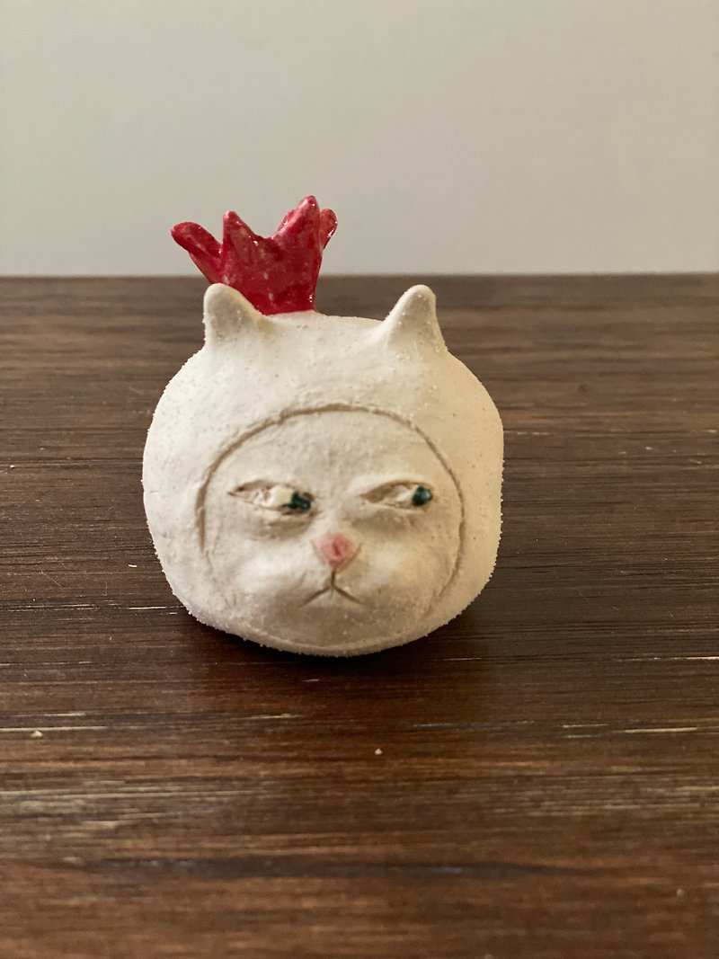 Misanthropic Cat Series - Red Crown. - Stuffed Dolls & Figurines - Pottery 