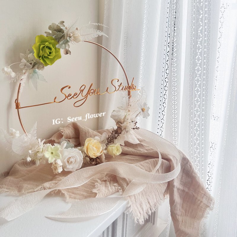 SeeYou・First Seen Series Rose Everlasting Wreath Customized Text - ช่อดอกไม้แห้ง - พืช/ดอกไม้ สีเหลือง