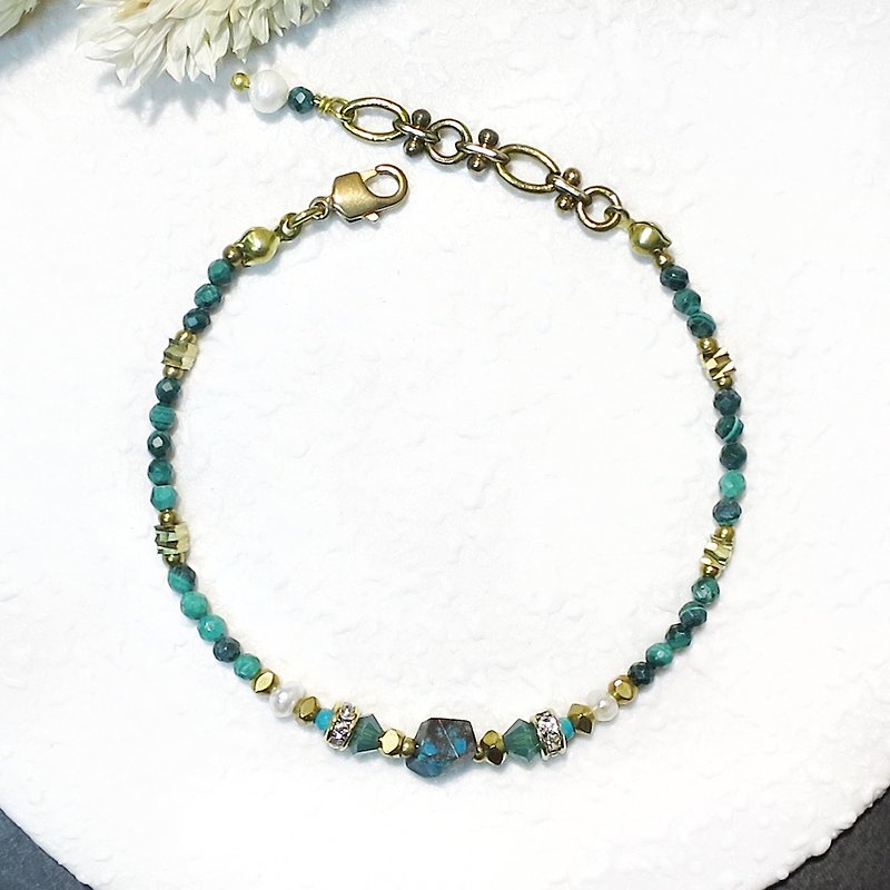 VIIART. Noble-green. Turquoise peacock Stone pearl Stone Japanese Bronze bracelet - สร้อยข้อมือ - โลหะ สีเขียว