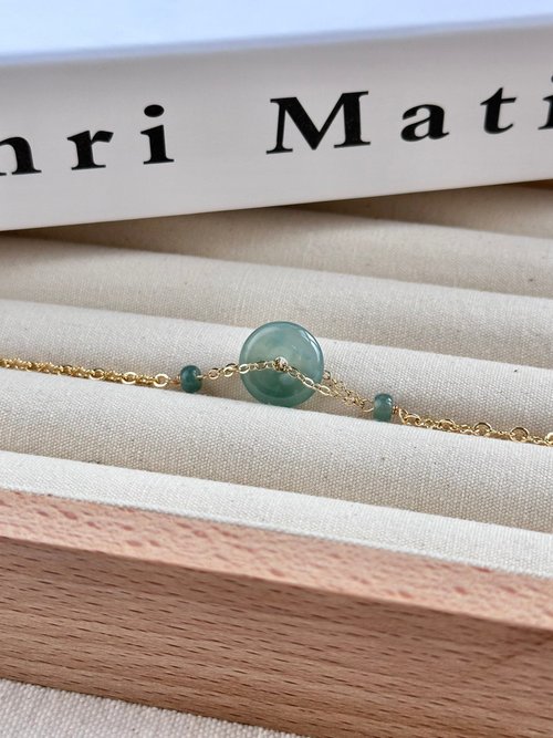 翡翠設計館 / 賞翠•玩翠 EXE Jewelry 冰藍水平安扣手鍊 |天然瓜地馬拉翡翠