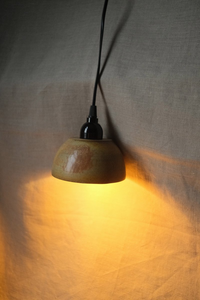 Remnants of the Great Fire・Lampshades・Bowl-shaped flower pots - Plants - Pottery Brown