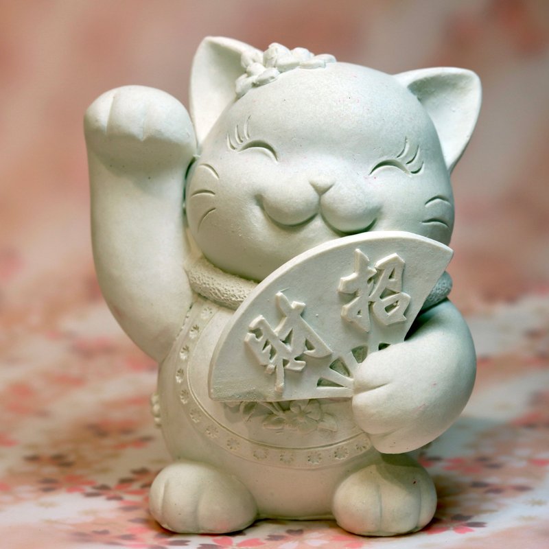 Lucky Cat Holding a Fan aroma stone home diffuser aroma diffuser - Fragrances - Other Materials White