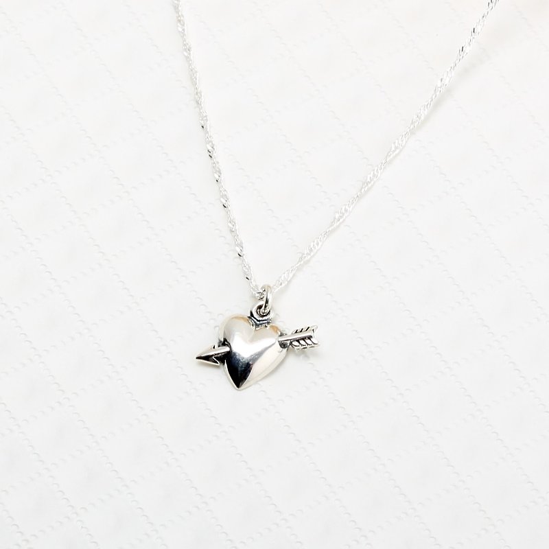 Heart and Arrow Cupid s925 sterling silver necklace Valentines Day gift - สร้อยคอ - เงินแท้ สีเงิน