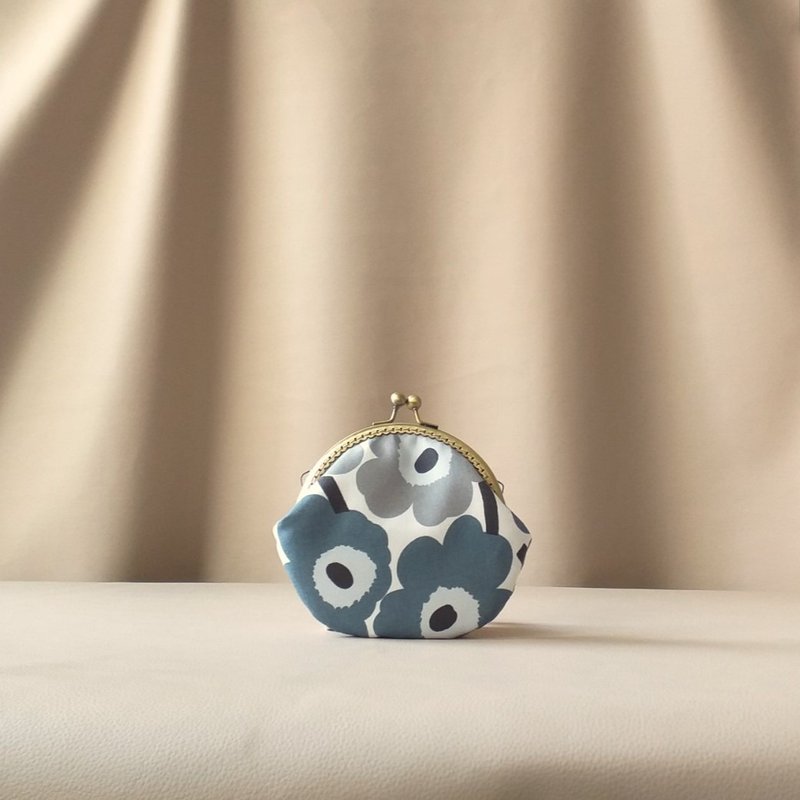 Serenity-Limited Marimekko fabric kiss lock bag/small things headphones jewelry storage - Coin Purses - Cotton & Hemp Blue