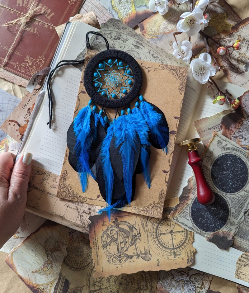 Handmade Turquoise Blue and Black Dream Catcher - Compact Feather Wall Decor - 壁貼/牆壁裝飾 - 繡線 黑色