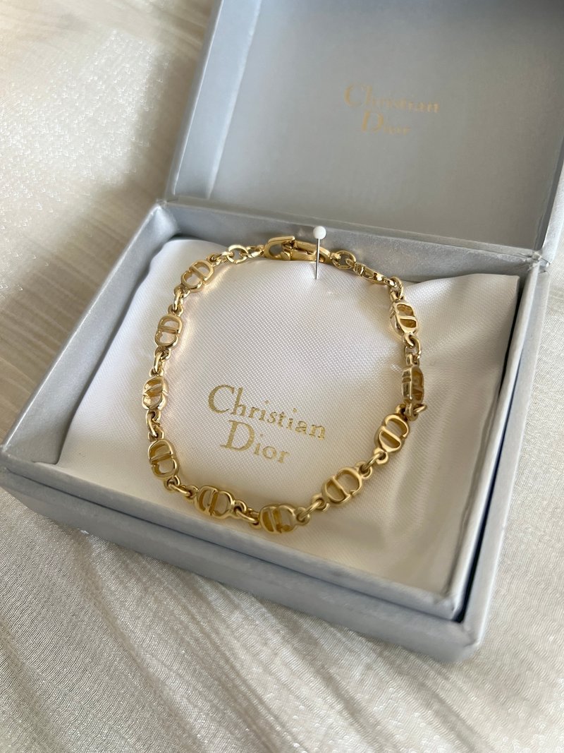 Dior極美品氣質典雅金色鍍金CD手鏈 連原裝盒 日本中古Vintage - 手鍊/手環 - 其他金屬 金色