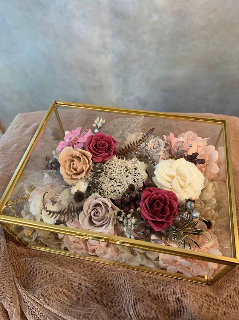 The durable rose ring box can be used as a wedding ring for proposal or wedding purposes - Other - Plants & Flowers Multicolor