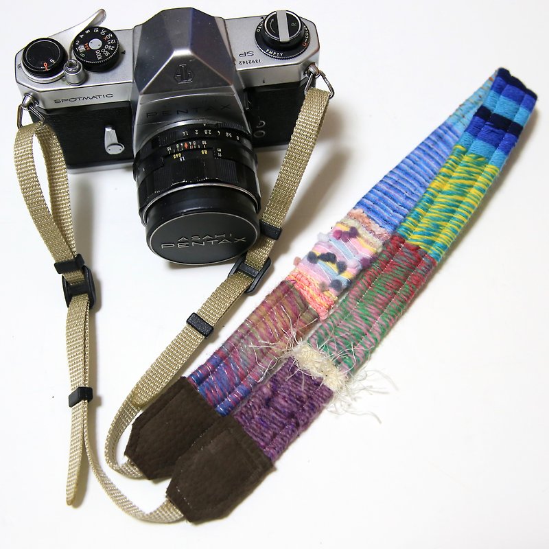 ヤーンのカメラストラップ#24/11/21再販 - カメラ - その他の素材 ブルー