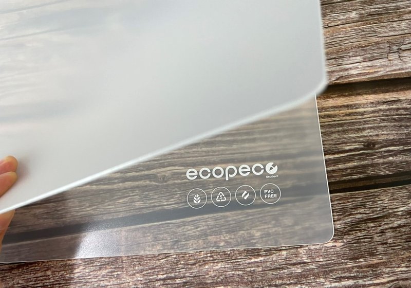 霧面桌墊 ecopeco 台灣製專業無毒環保  40x60cm - 其他書寫用具 - 塑膠 白色