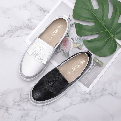 富發牌古著鞋 FUFASHOES 真皮流蘇綴飾懶人鞋-黑/白 1DH003