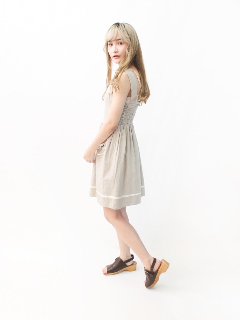 【RE0809D1342】夏日本製復古圖騰印花卡其灰短袖古著洋裝 - 洋裝/連身裙 - 聚酯纖維 卡其色