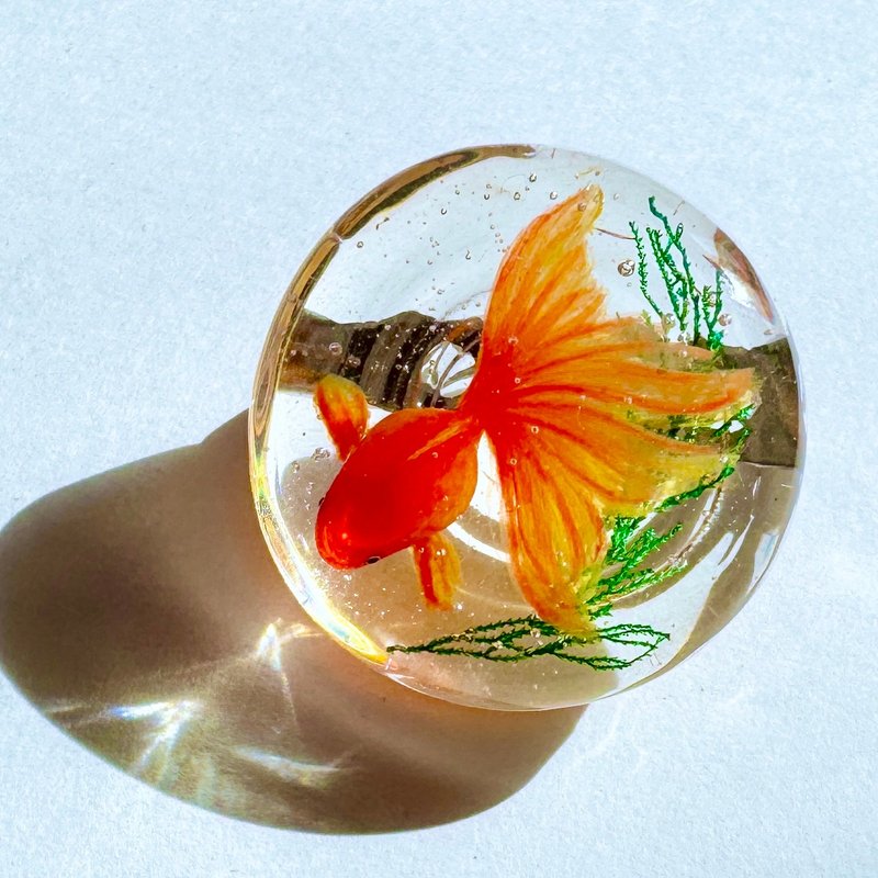 Made to order  Goldfish brooch - Charms - Resin Red