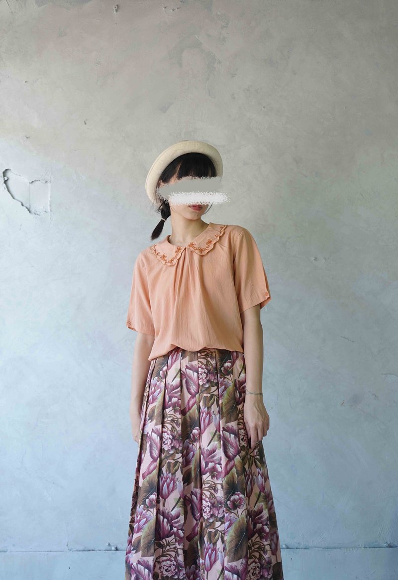 尋寶古著-粉橘色少女花邊刺繡領復古上衣 - 女上衣/長袖上衣 - 聚酯纖維 橘色