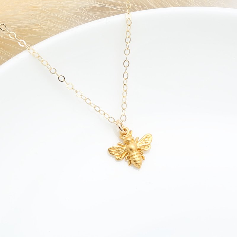 Sweet Golden Honey bee s925 sterling silver necklace Birthday Valentine Day gift - สร้อยคอ - ทอง 24 เค สีทอง