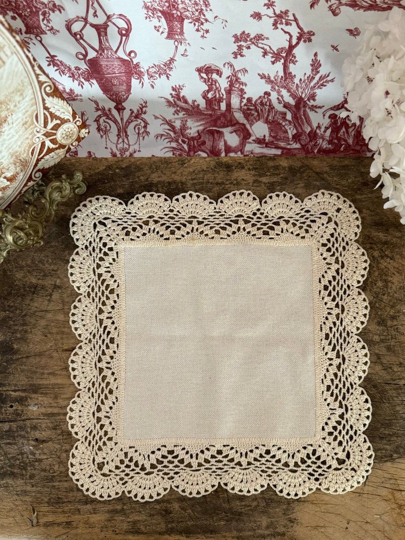 30608-迷人法國古董手工編織蕾絲方形餐墊 29x29cm - 擺飾/家飾品 - 棉．麻 