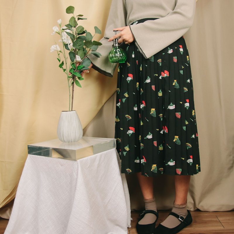 Vintage skirt 008, black pleated, skirt under the flower skirt [Tsubasa.Y 古 着 屋] - Skirts - Polyester Black