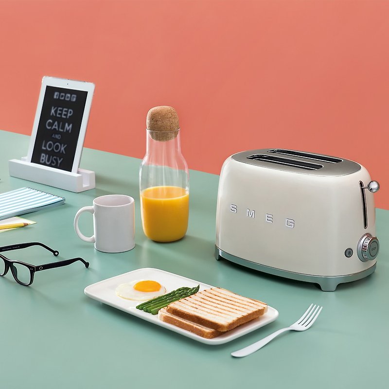 【SMEG】Italian retro aesthetic 2-slice toaster-cream - Kitchen Appliances - Other Metals Khaki
