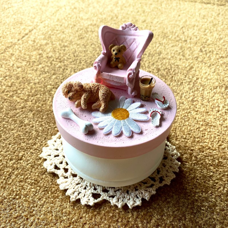 【Custom Gift】Happy Poodle Dog Fragrant Stone Decoration I Music Box - ของวางตกแต่ง - วัสดุอื่นๆ หลากหลายสี