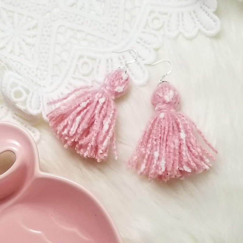 Mixed knit fringes earring (Pink with White Neps) - ต่างหู - เงินแท้ สึชมพู